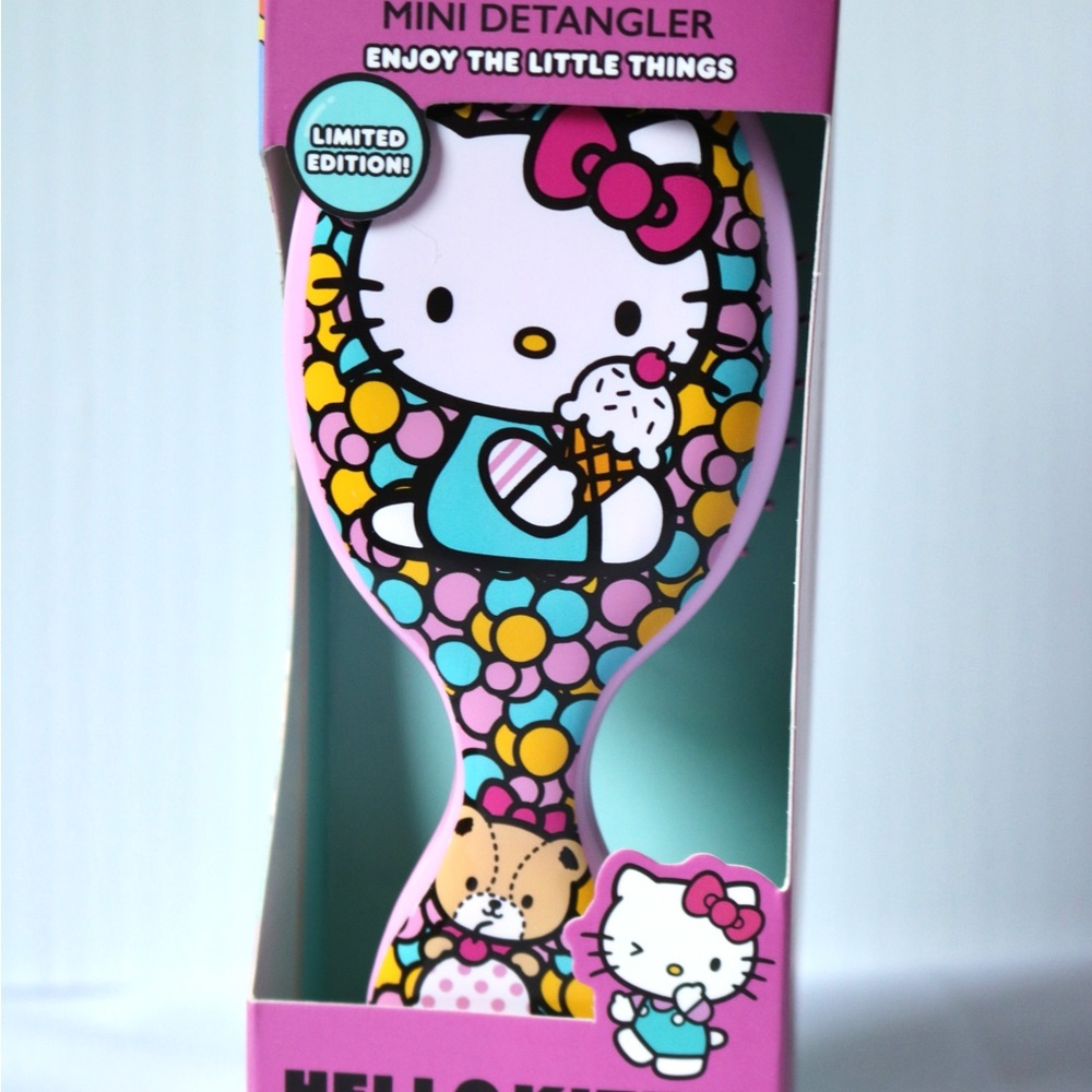Wet Brush Hello Kitty Mini Detangler Brush Hair Care Licensed